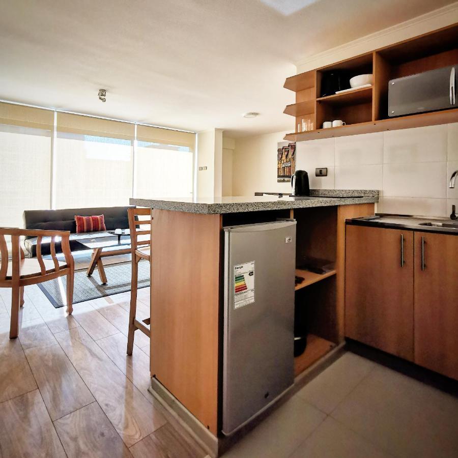 Apart Hotel Viva Providencia Сантяго Екстериор снимка